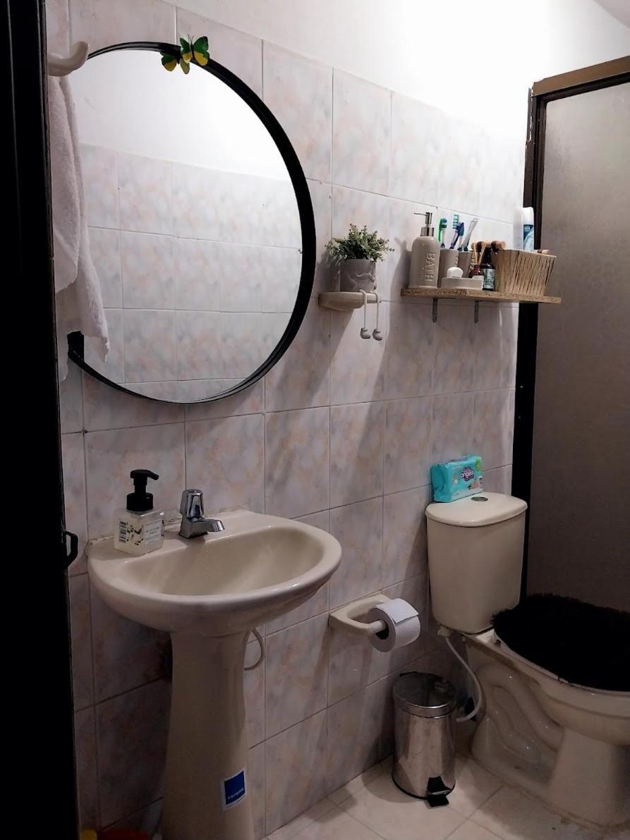 Comoda En Familia Quarto em Acomodações Particulares Ibagué